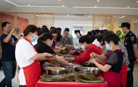 組團共建、服務(wù)民生---這里的黨群服務(wù)中心格外有溫度